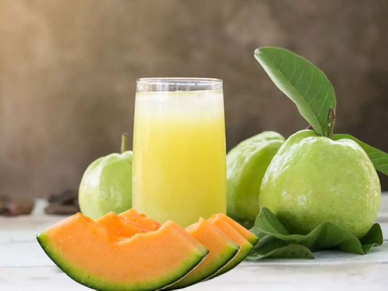 Món nước ép dưa lưới với ổi