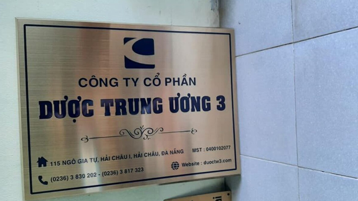 Mẫu 10 - Biển inox công ty Dược Trung Ương 3