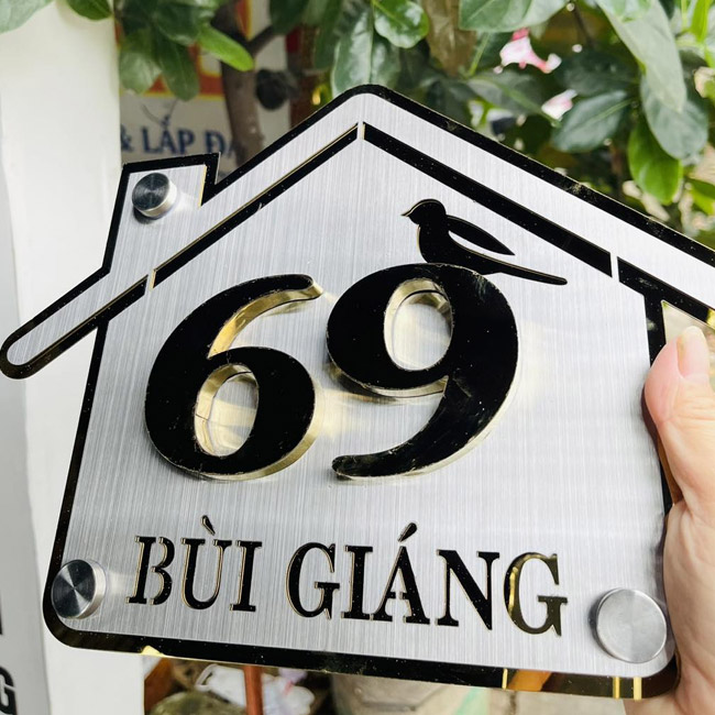 Biển số nhà inox xước, chữ nổi thiết kế độc đáo