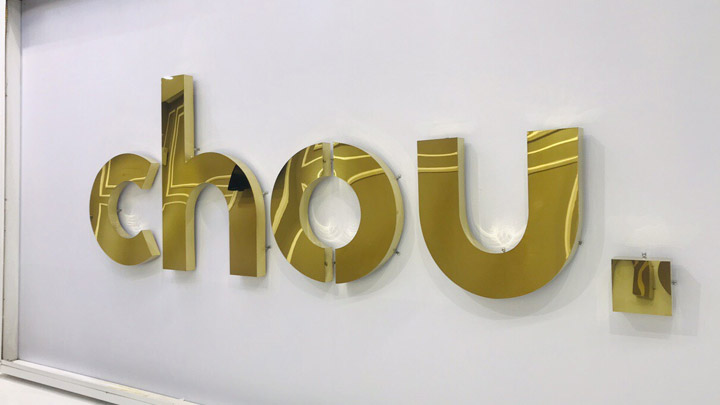 Chữ inox vàng bóng cho công ty