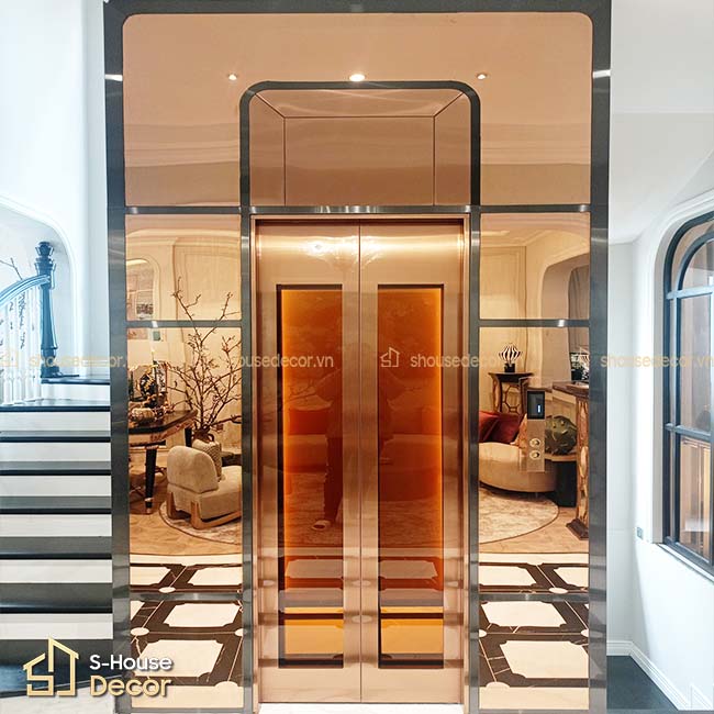 ve-dep-sang-trong-khi-trang-tri-cua-thang-may