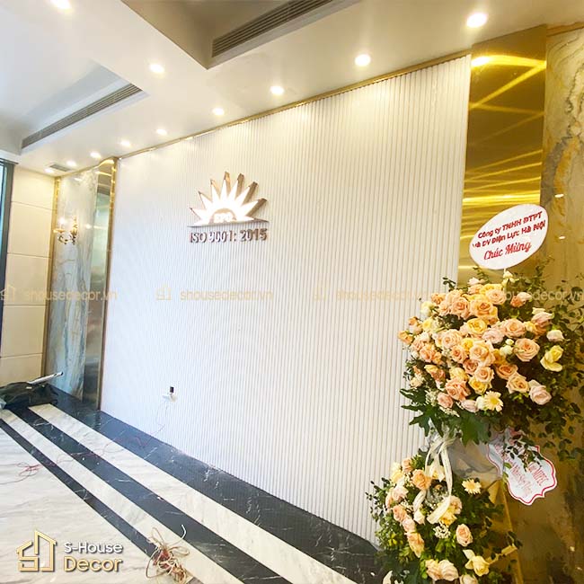 bo-logo-duoc-lam-tai-du-an-khach-san-valentine