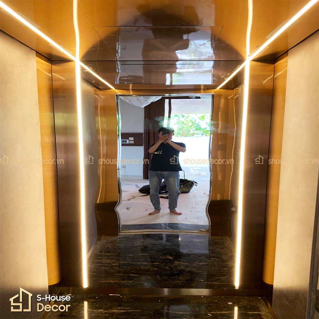 Thiết kế cabin thang máy cao cấp với sự kết hợp của nhiều vật liệu hiện đại