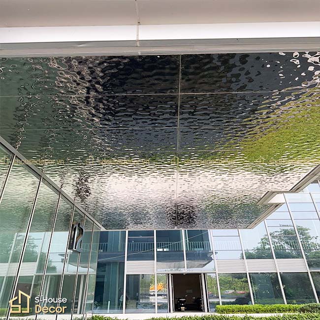 hinh-anh-hoan-thien-tran-inox-song-nuoc-trang