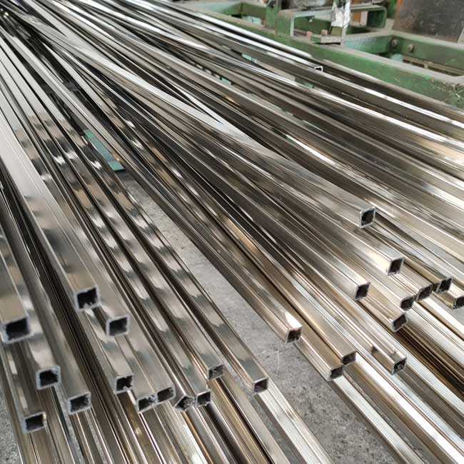 Vật liệu xây dựng từ cuộn inox 304