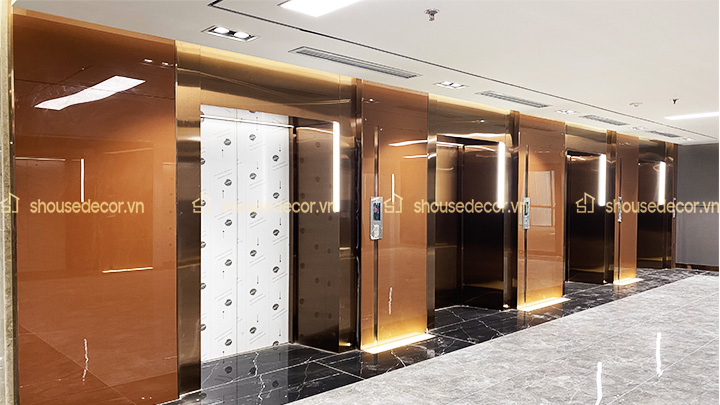 Bọc ngoại thất thang máy màu đồng hiện đại, ấm áp