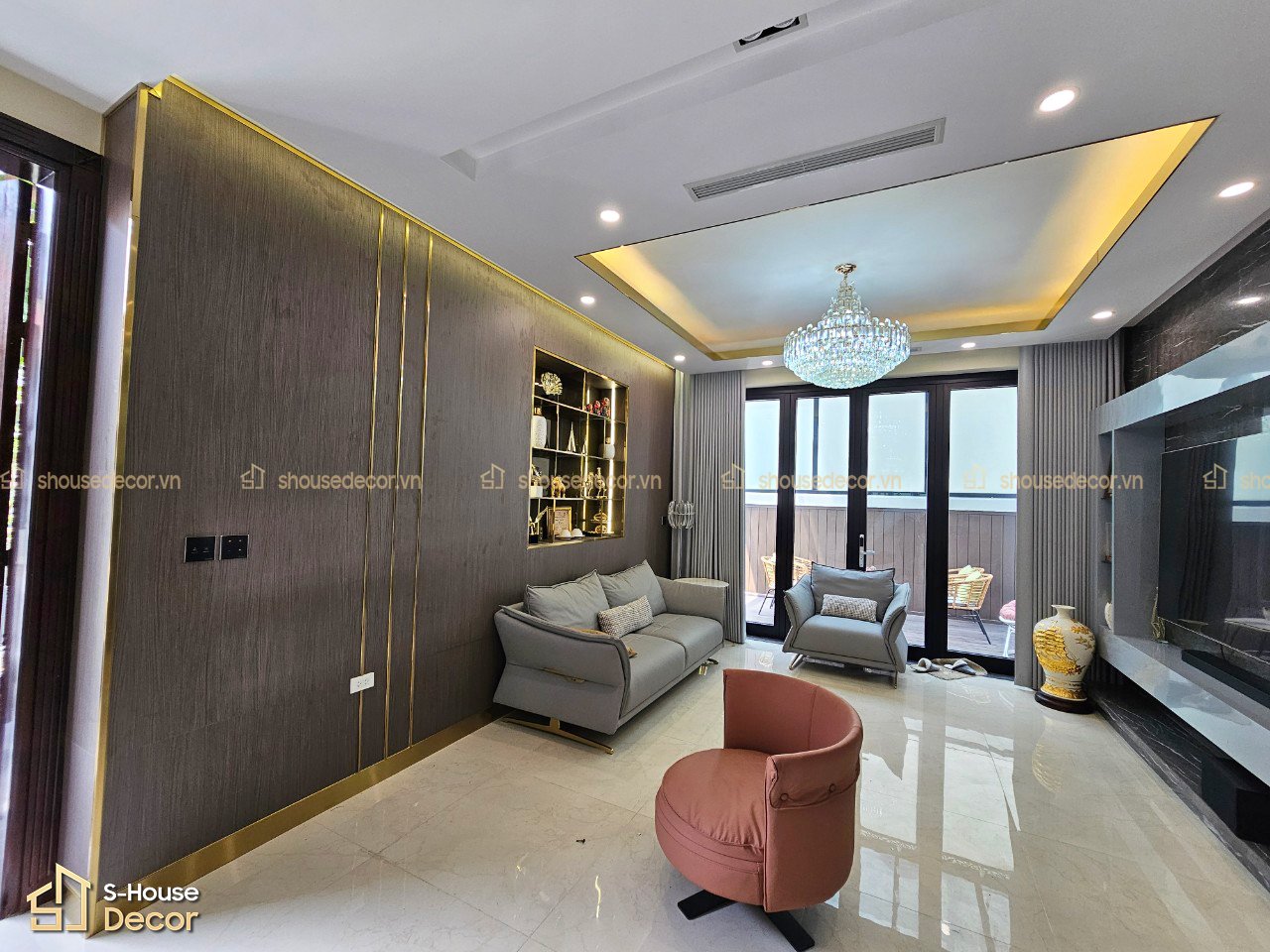 nep-duoc-thi-cong-hoan-thien-mang-den-khong-gian-sang-trong.