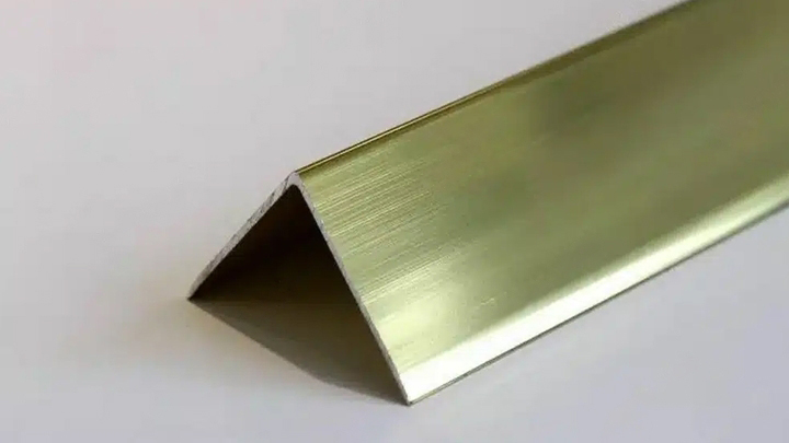Nẹp inox chữ V màu vàng xước cao cấp