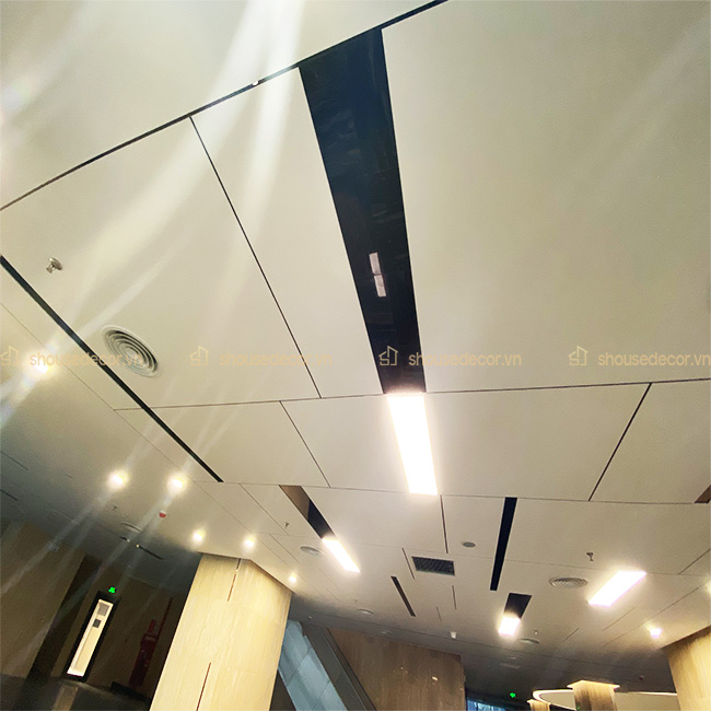 Dự án TTTM Chợ Mơ sử dụng nẹp U5 cho phần trần nhà