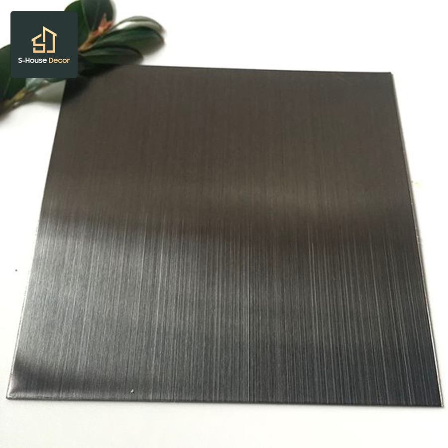 Tấm ốp inox đen xước có tính thẩm mỹ và độ bền cao