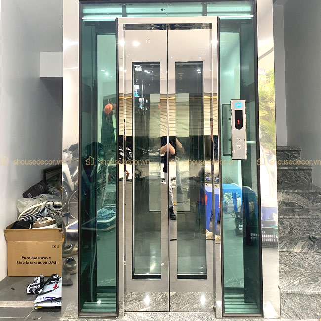 Trang trí thang máy bằng inox dễ dàng vệ sinh và bảo dưỡng