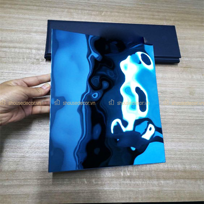 Tấm ốp inox 304 sóng 3D xanh dương chất lượng tốt, được nhiều người tin dùng