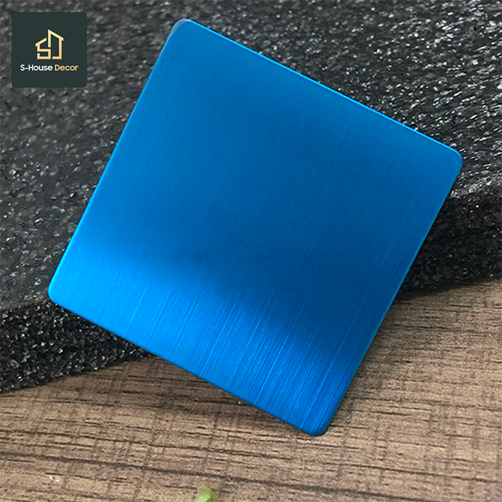 Tấm ốp có màu sắc xanh dương độc đáo