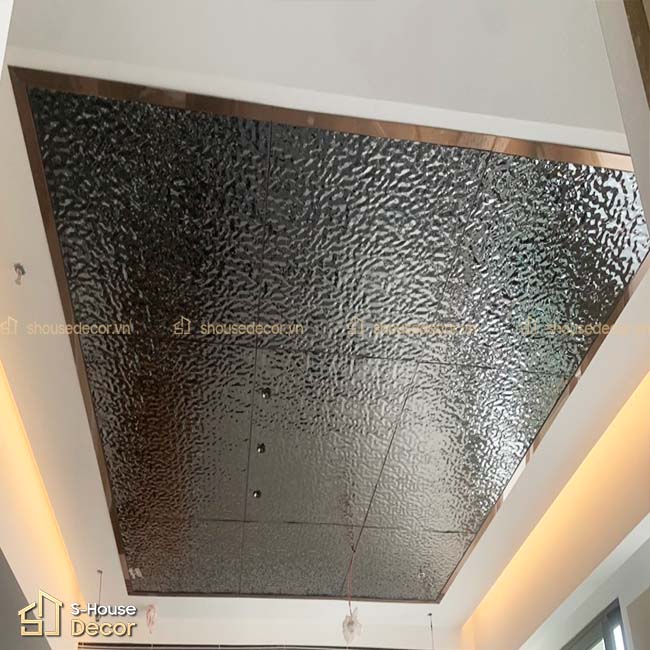 inox-song-den-tai-cong-trinh-khach-hang-o-phap-van