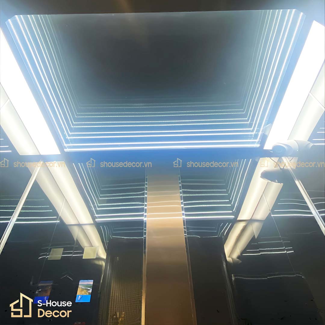 Trần thang máy hiệu ứng 3D vô cực tạo chiều sâu không gian độc đáo, nâng cao trải nghiệm thị giác cho người sử dụng