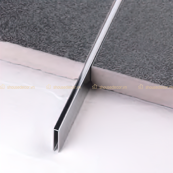 Thanh Nẹp Inox U3 - 3MM, Gương, Xước