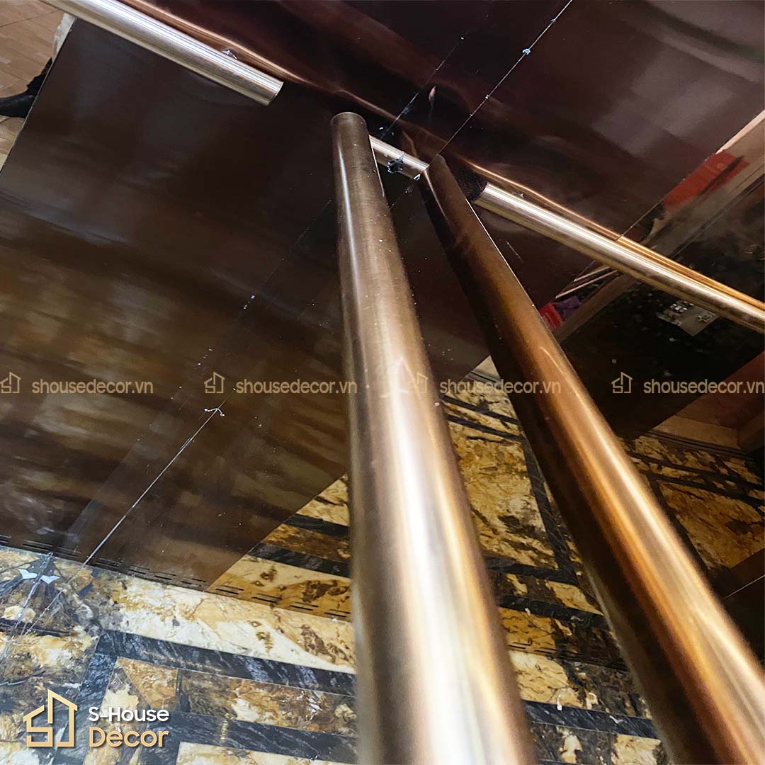 Ốp inox cabin thang máy đồng đỏ OCTM10 10 S-House Decor