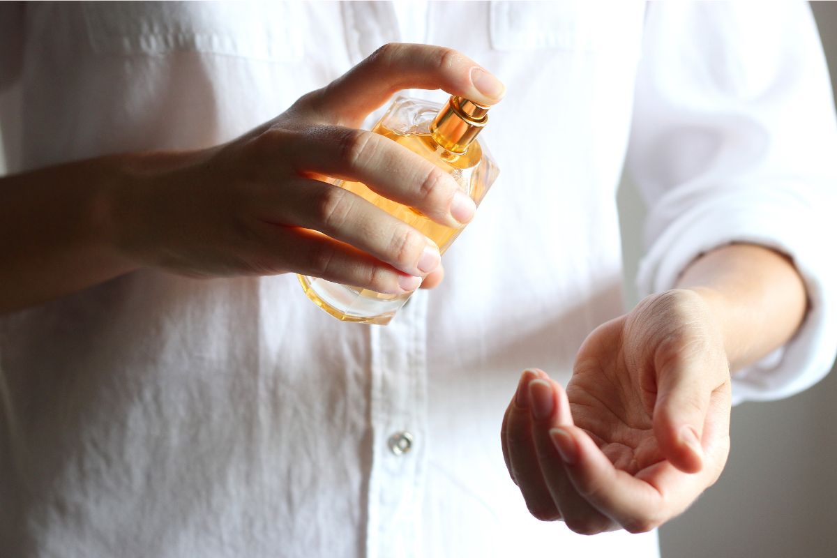 Nước Hoa Có Cồn Hay Không