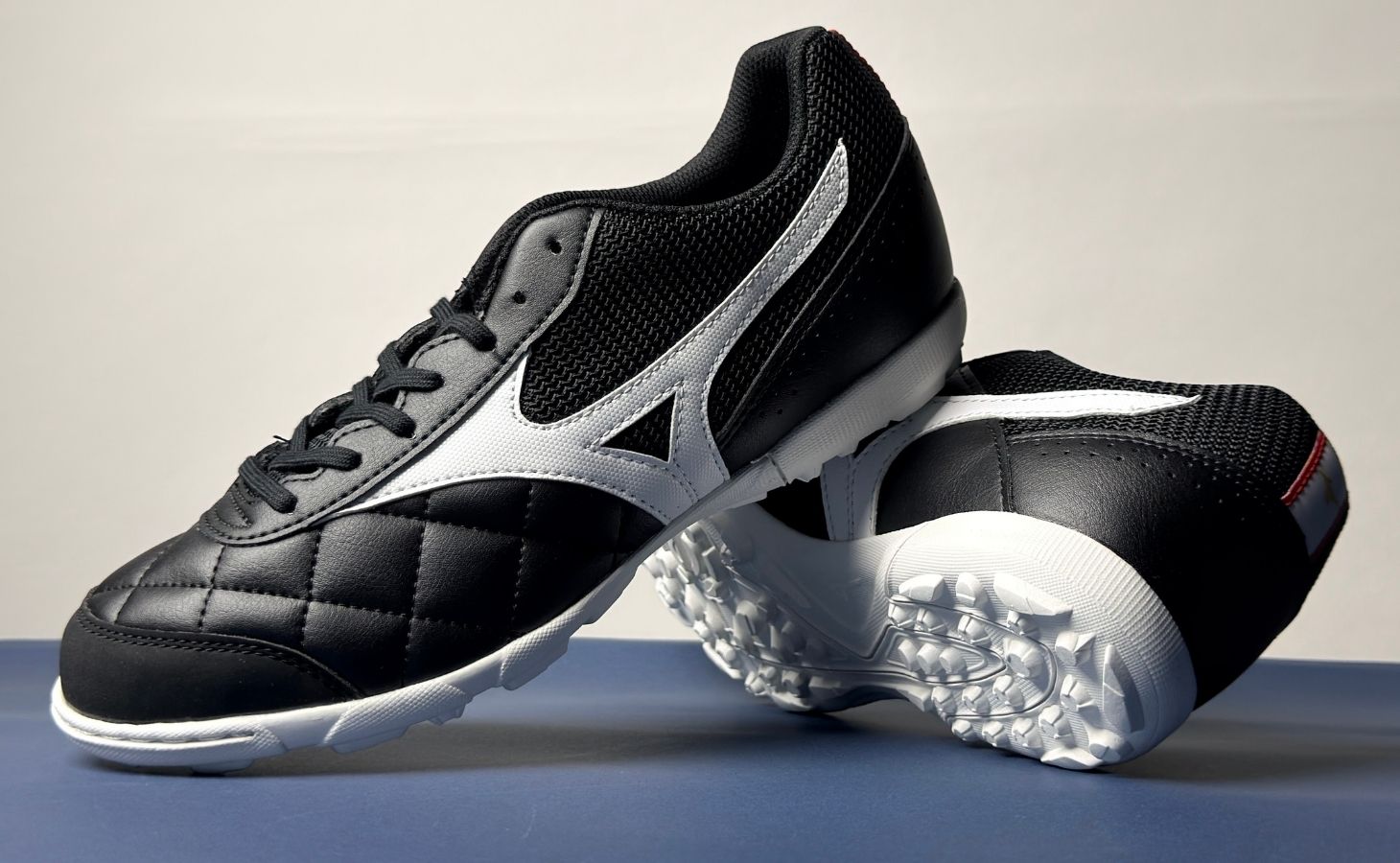 Giày đá bóng Mizuno Morelia Sala Club TF - Q1GB261631