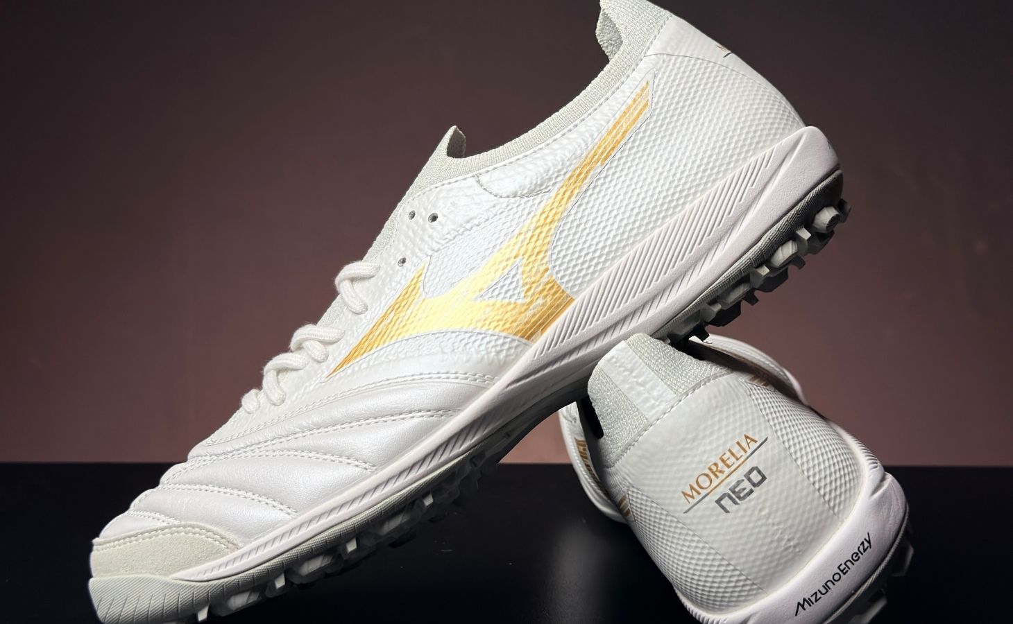 Giày Bóng Đá Mizuno Sala Beta Japan TF Bight Gold