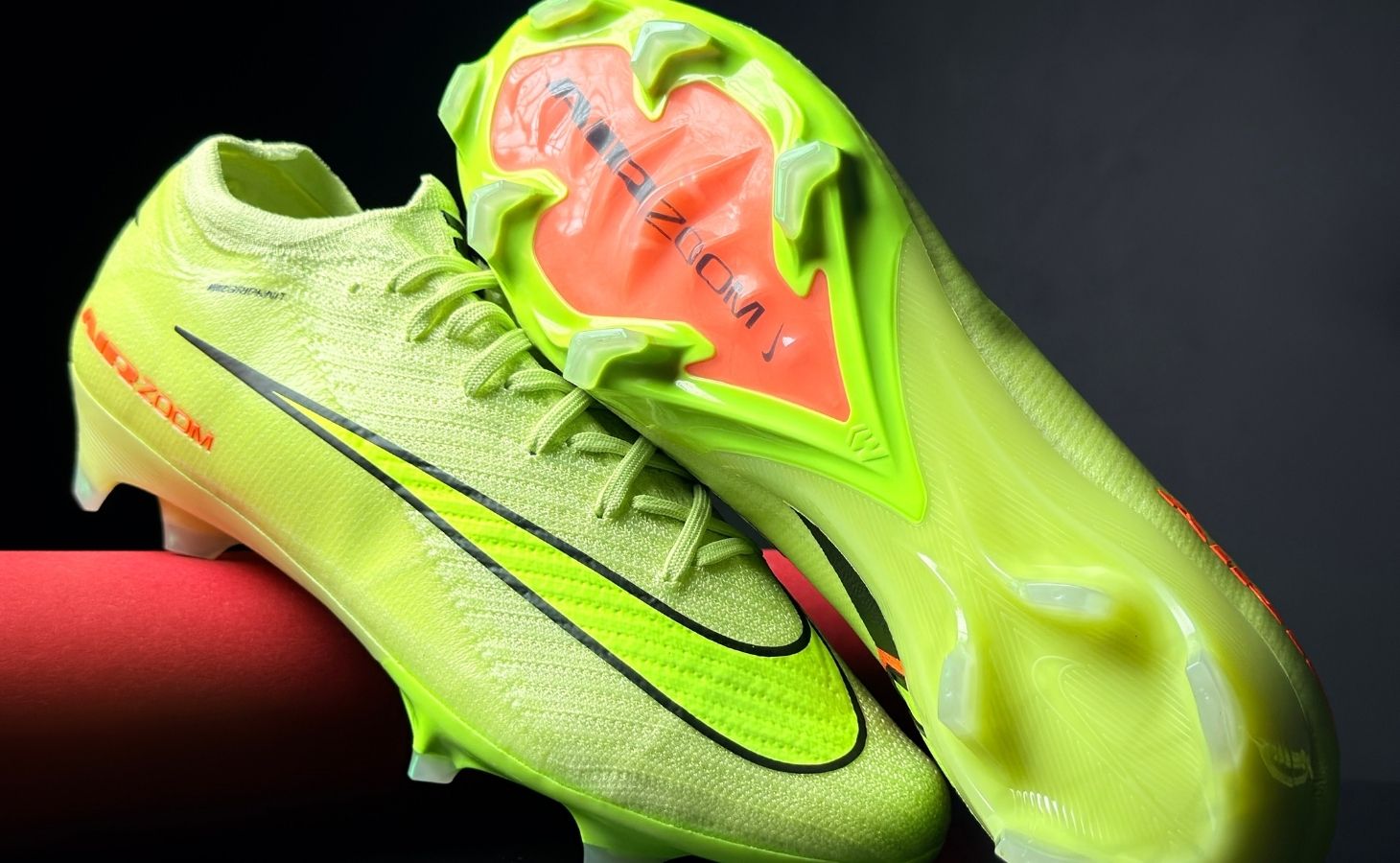 Giày Bóng Đá Nịke Mercurial Vapor 16 Elite FG Max Voltage Pack FQ1457-302