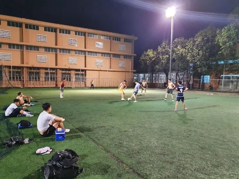 sân bóng ĐH TDTT Đà Nẵng