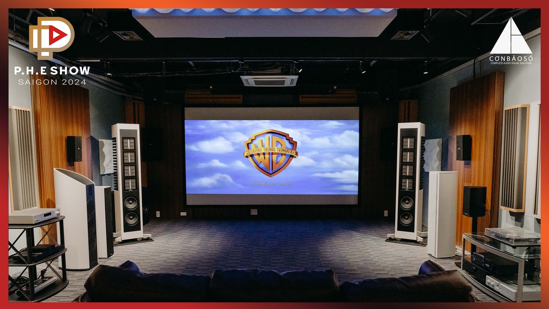 Lỗi giao diện: file 'snippets/shortcode-P.H.E.bwt' không được tìm thấy
- Cơn Bão Số tạo dấu ấn với phòng phim trị giá hơn 4 Tỷ Đồng với 20 Loa cao cấp