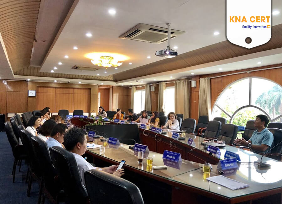 KNA cùng khóa đào tạo ISO 9001 tại bệnh viện đại học Y Hà Nội