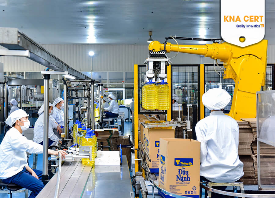 Dây truyền sản xuất hiện đại của Công ty Cổ phần Dầu thực vật Tường An