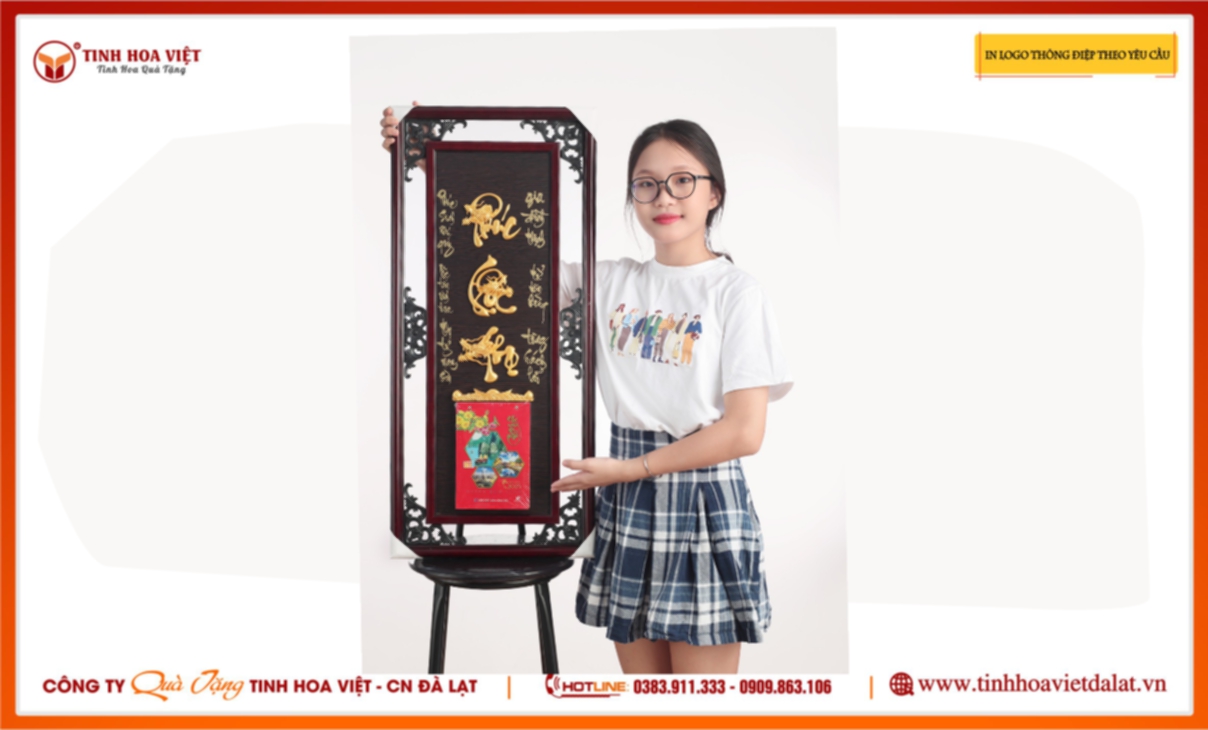 Trang trí Tết bằng đốc lịch gỗ