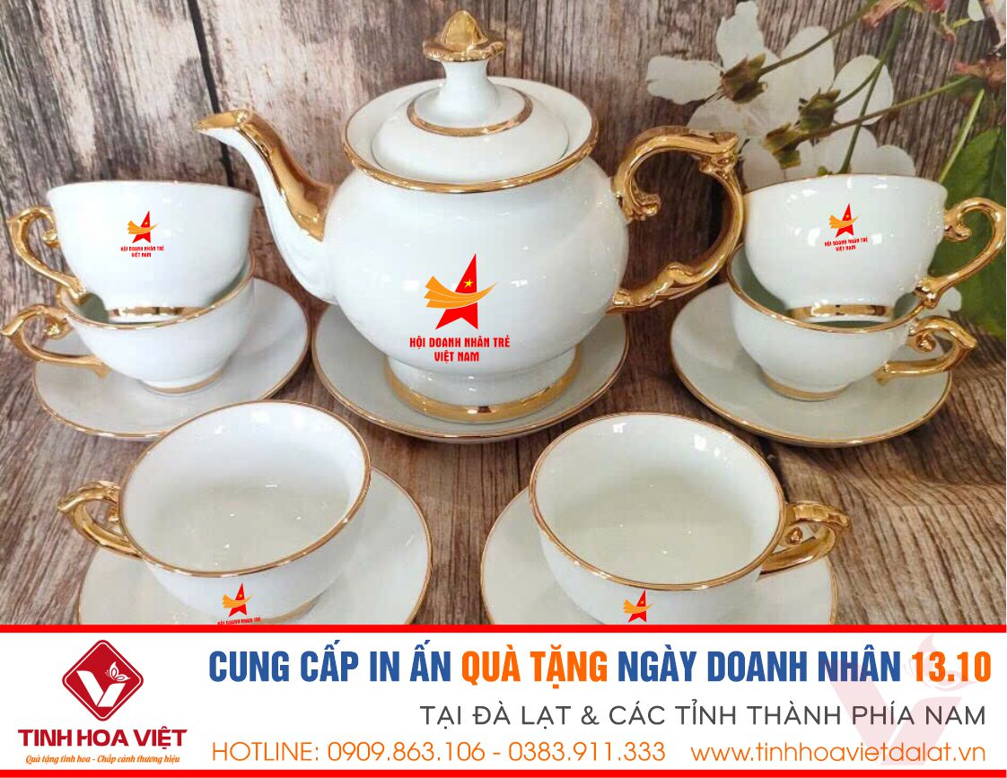 In Ấm Chén Quà Tặng Ngày Doanh Nhân – Ý Nghĩa và Sang Trọng