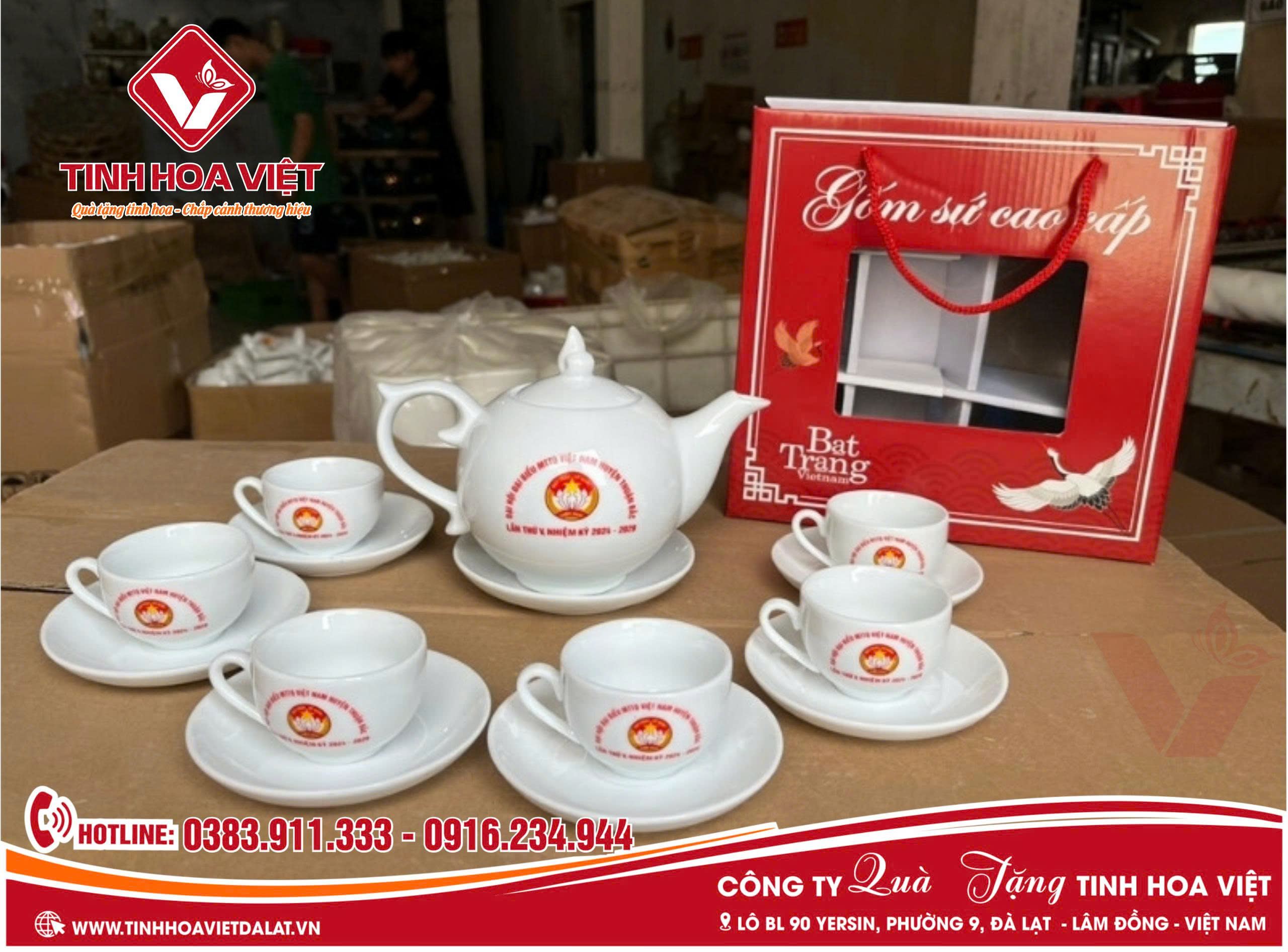 In Ấm Trà Kỷ Niệm – Quà Tặng Đại Hội Mặt Trận Tổ Quốc