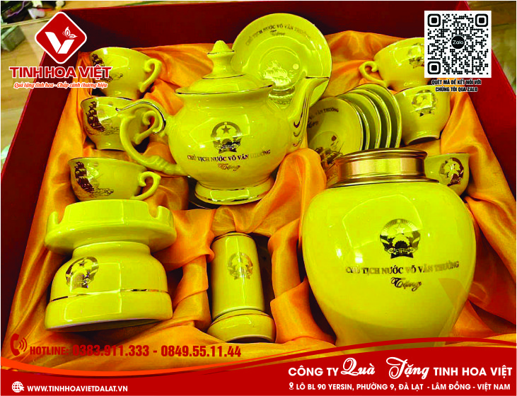 In Ấm Chén Logo Thương Hiệu Quà Tặng Ý Nghĩa Cuối Năm