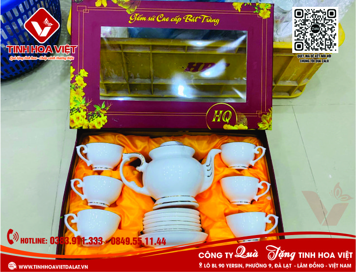 In Ấm Chén Logo Thương Hiệu Quà Tặng Ý Nghĩa Cuối Năm