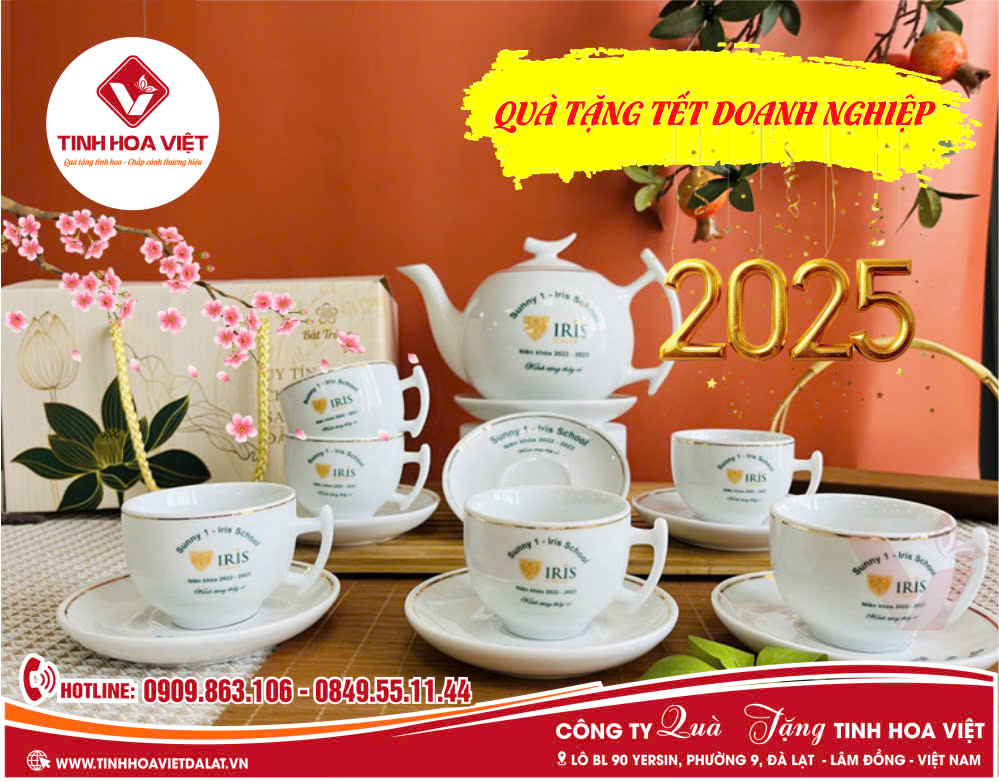 Ý Nghĩa Của Bộ Ấm Trà Quà Tặng Doanh Nghiệp Tết 2025
