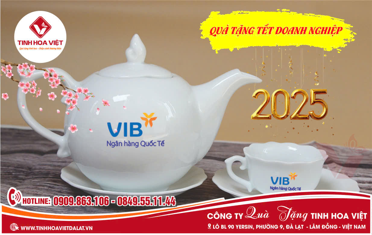 Ý Nghĩa Của Bộ Ấm Trà Quà Tặng Doanh Nghiệp Tết 2025