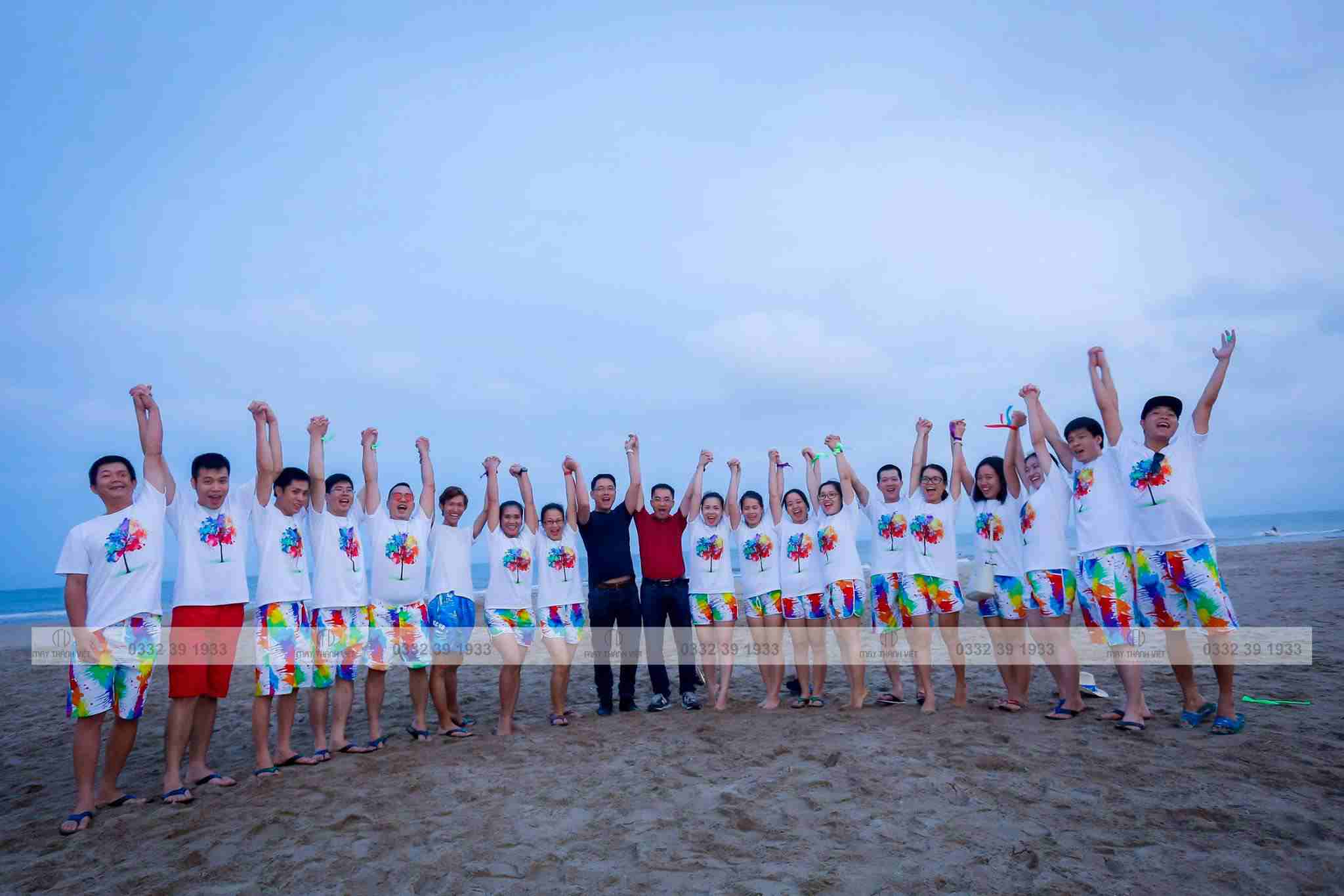 áo đồng phục du lịch