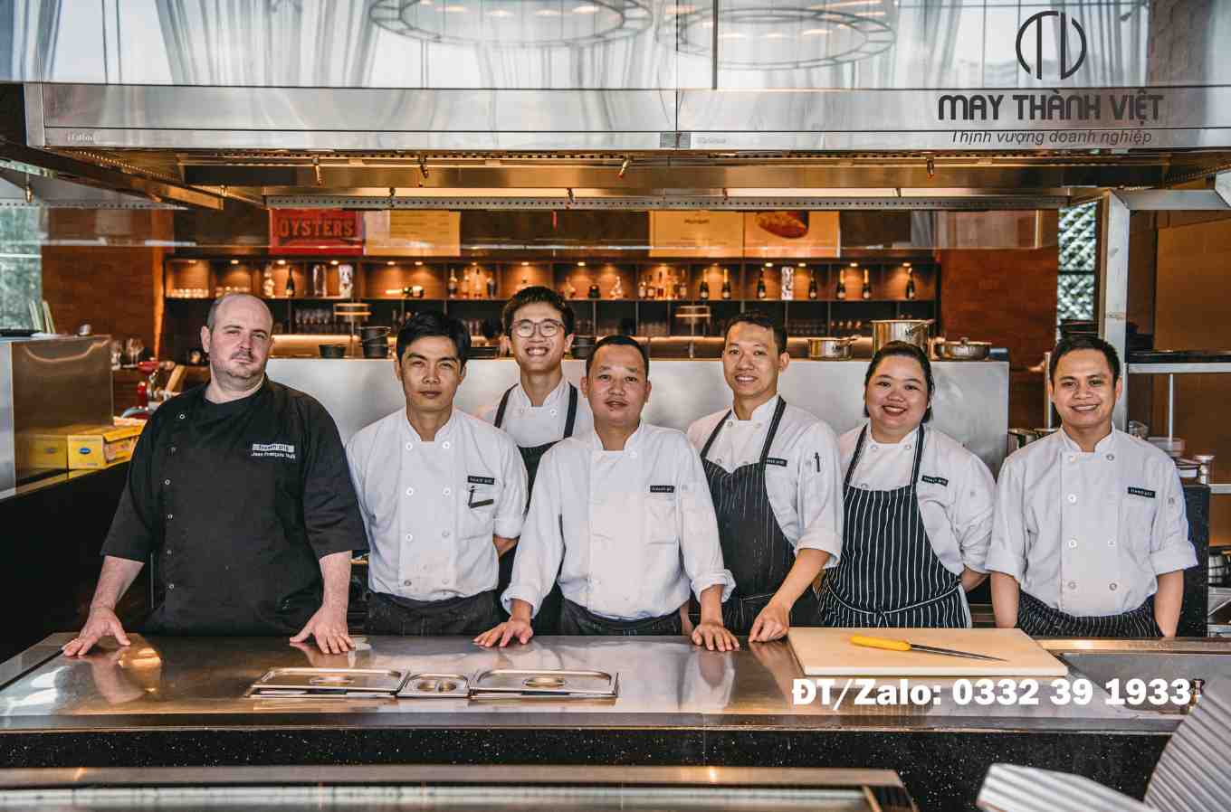 đồng phục nhà hàng khách sạn