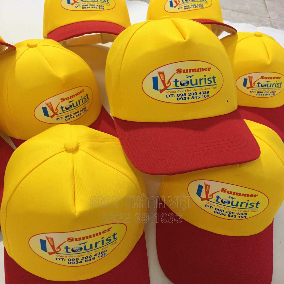Giá in mũ lưỡi trai du lịch