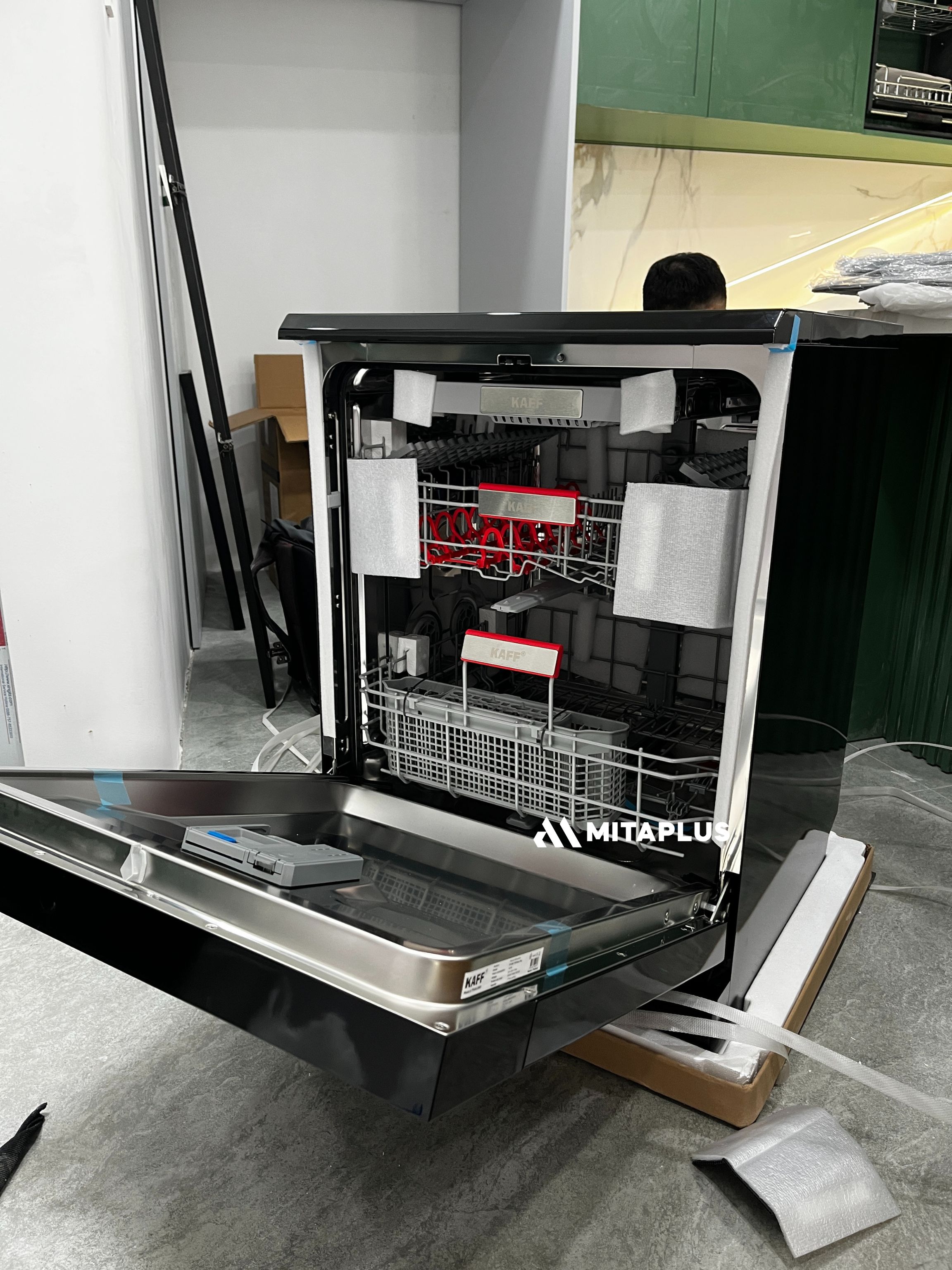lắp đặt thực tế máy rửa chén Kaff KF-SBL775B New Plus_4