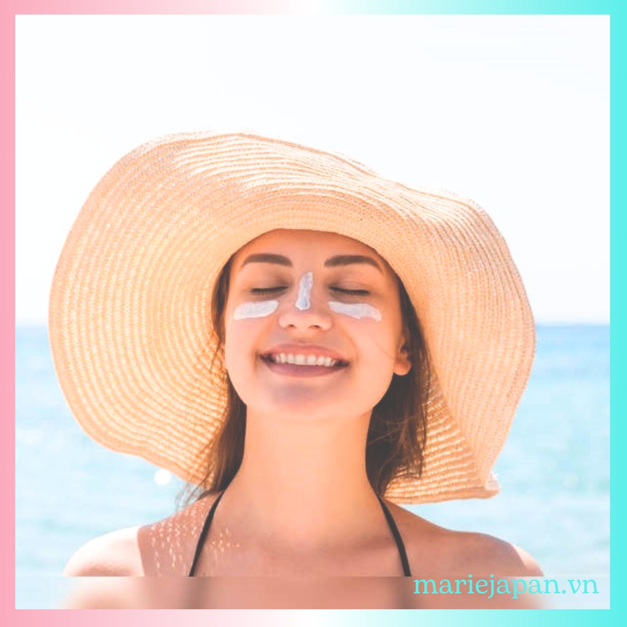 Các sản phẩm các nàng không thể thiếu trong balo khi đi biển