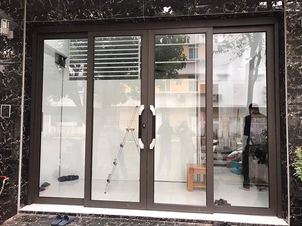 Cửa nhôm kính AG