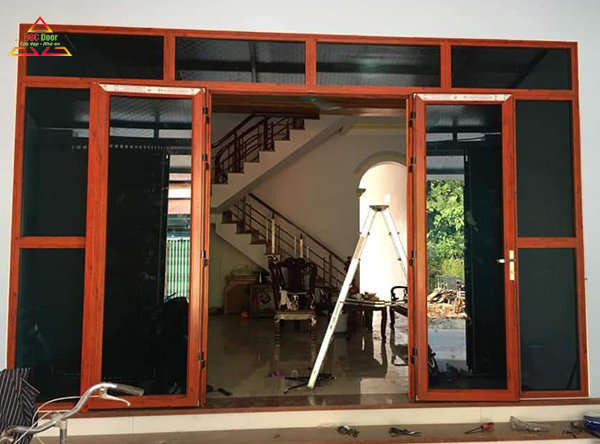 Mẫu cửa nhôm kính