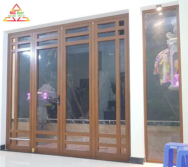 Mẫu cửa nhôm kính