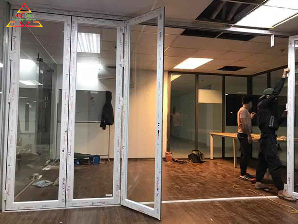 Mẫu cửa nhôm kính