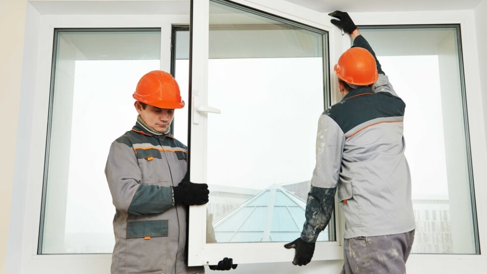 Đo đạc cửa nhôm kính cẩn thận