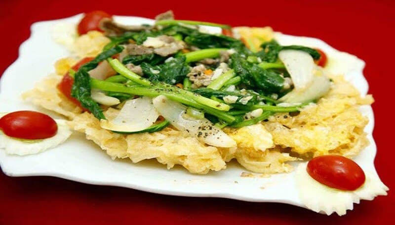 hướng dẫn bạn làm phở chiên trứng