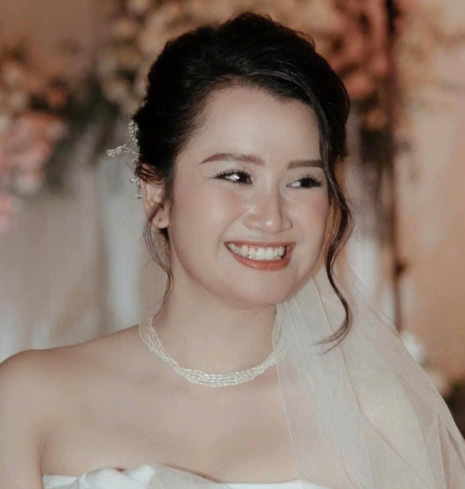 Vòng cổ ngọc trai cô dâu