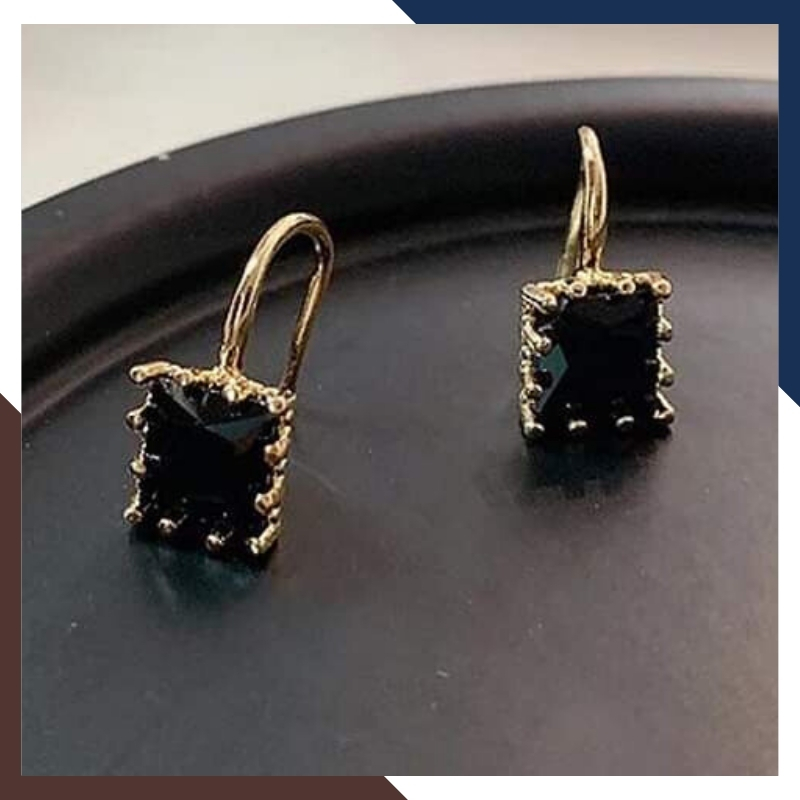 Bông tai vàng tây 10k đính đá vuông màu đen dáng móc câu trẻ trung cho nữ, mã TL21