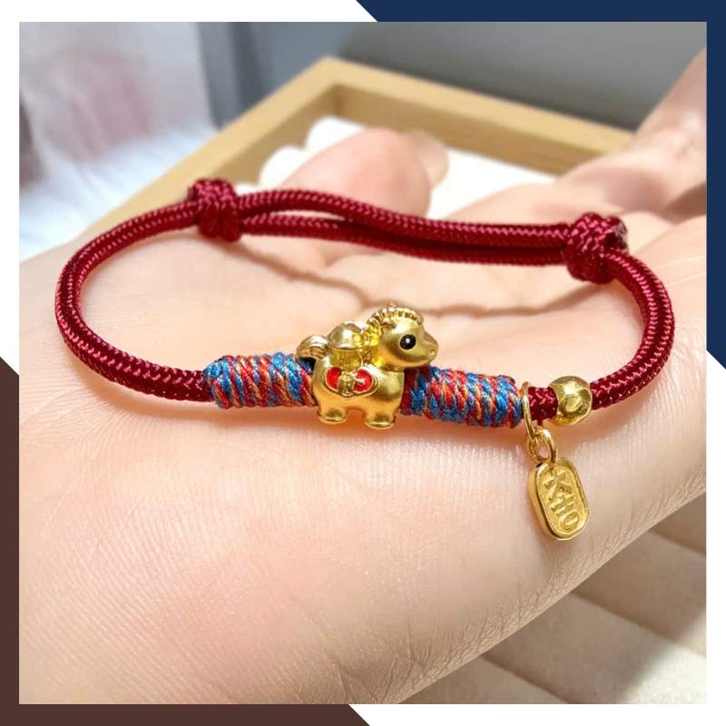 Kiểm tra tuổi vàng và trọng lượng charm vàng 24K trước khi giao